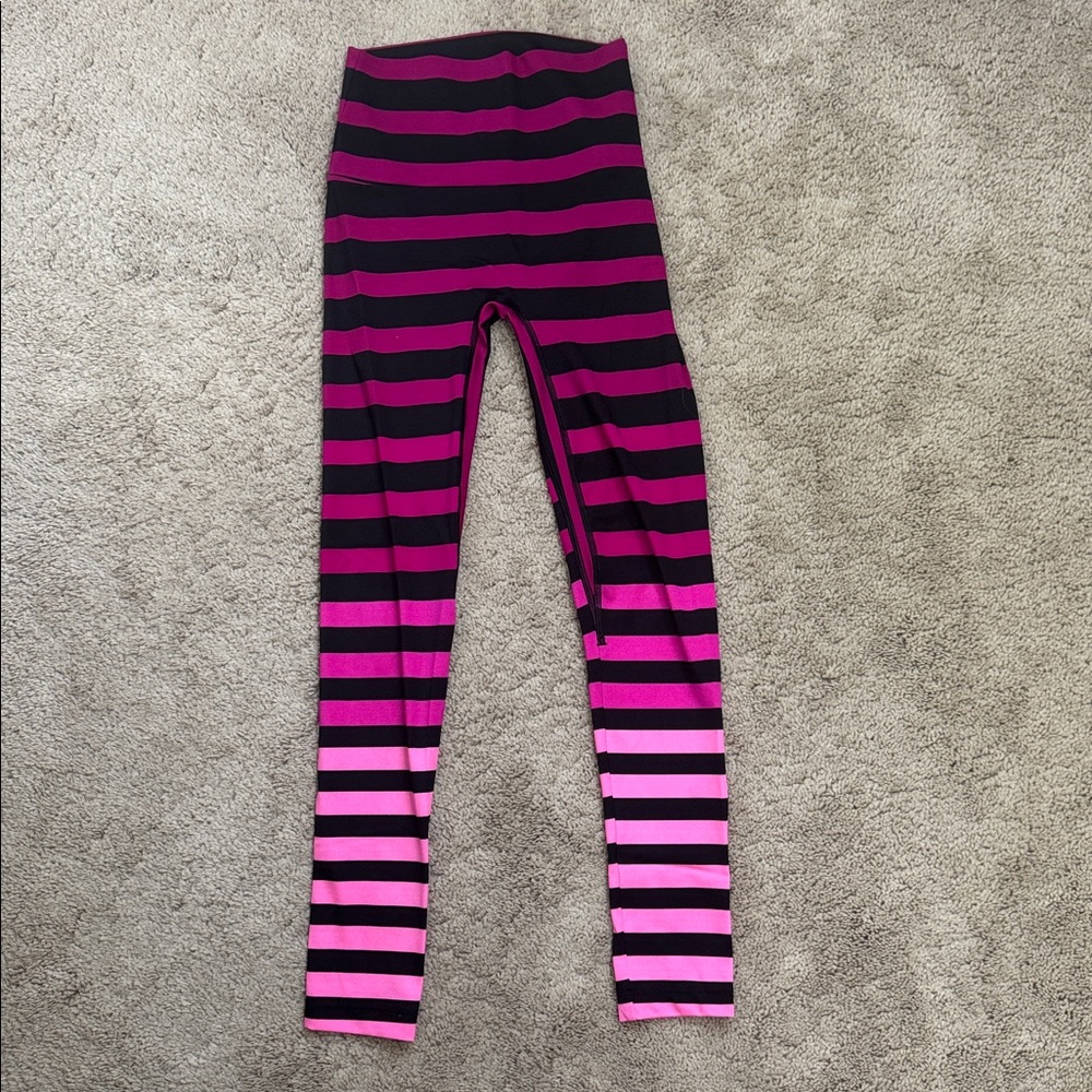 K-Deer Laura Ombré Signature Stripe Full Length Leggings size Small - Picture 3 of 7